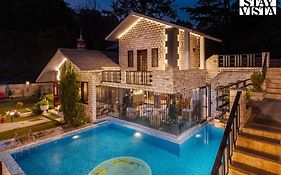 Amaltas Villas
